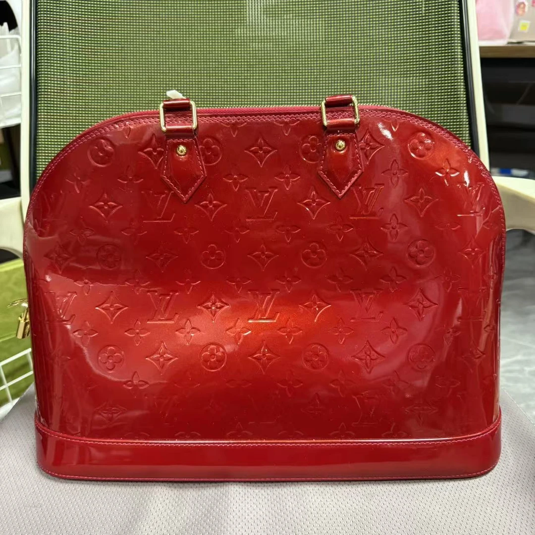 95新 LouisVuitton/路易威登 【安则专属】红色漆皮大号贝壳包