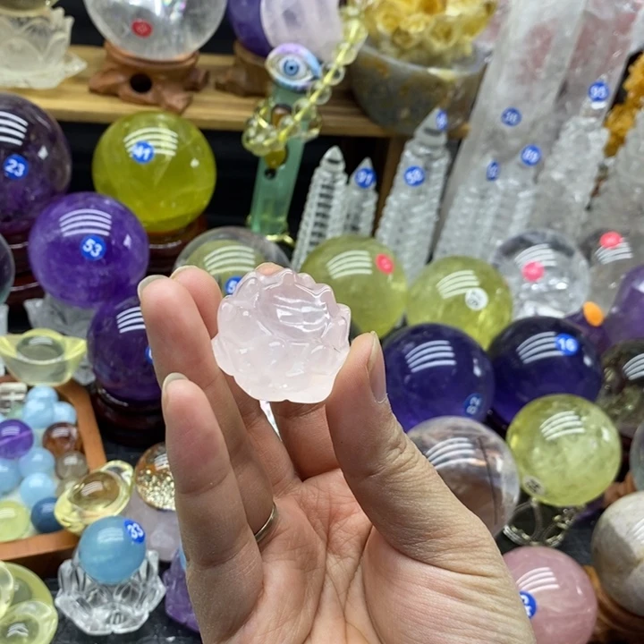 石材天然粉水晶莲花底座