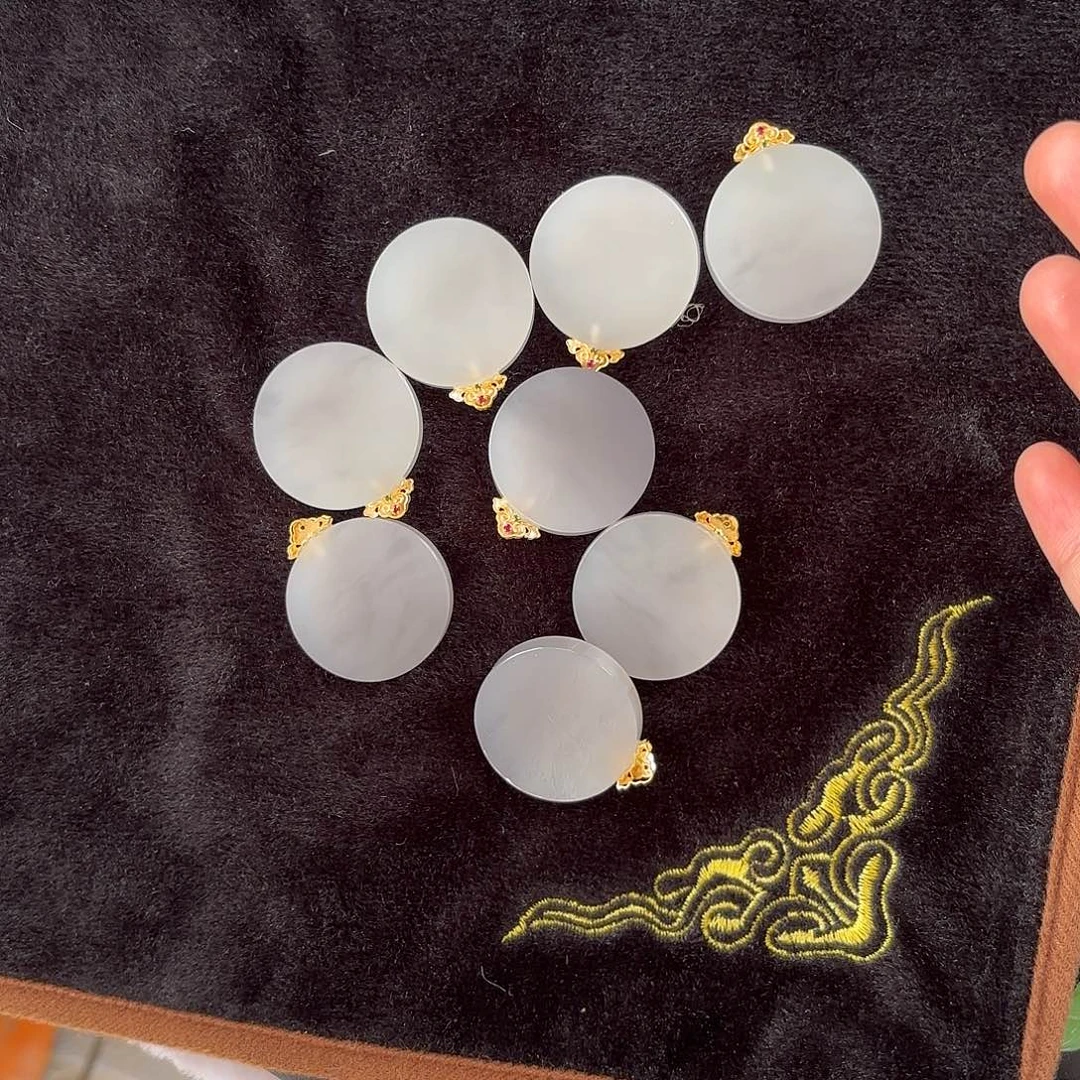 和田玉和田玉多样性发货拍一发一未镶嵌