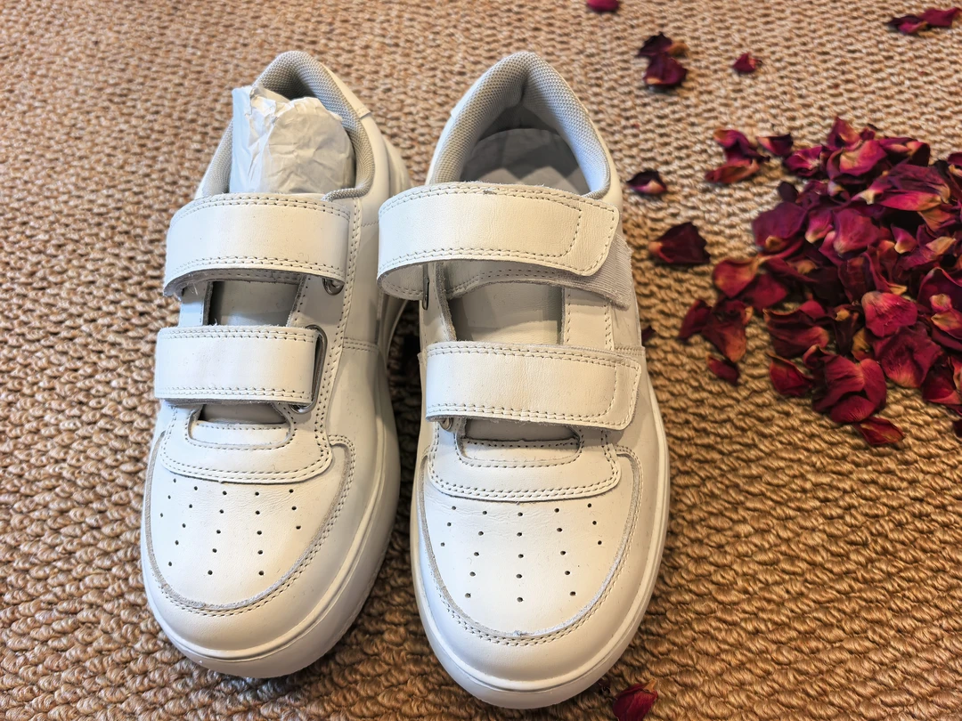 少女风魔术贴皮鞋时尚休闲鞋头层牛皮四季鞋