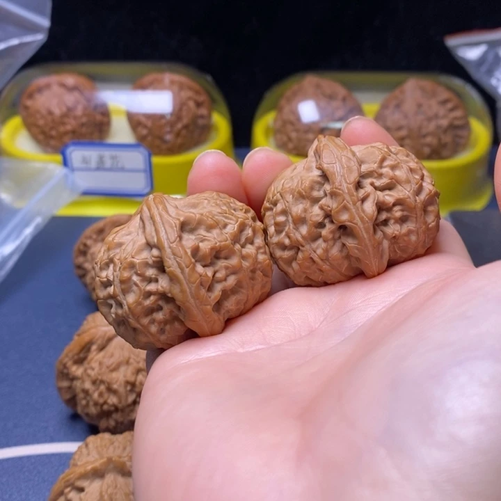 文玩核桃把件40核王