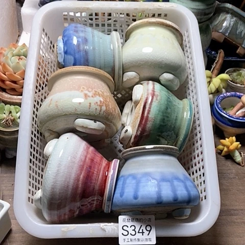紫砂花盆.**当349微瑕品口径6.5到7.5左右
