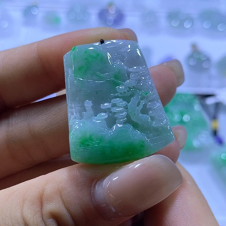 翡翠未镶嵌颈饰天然翡翠A货吊坠