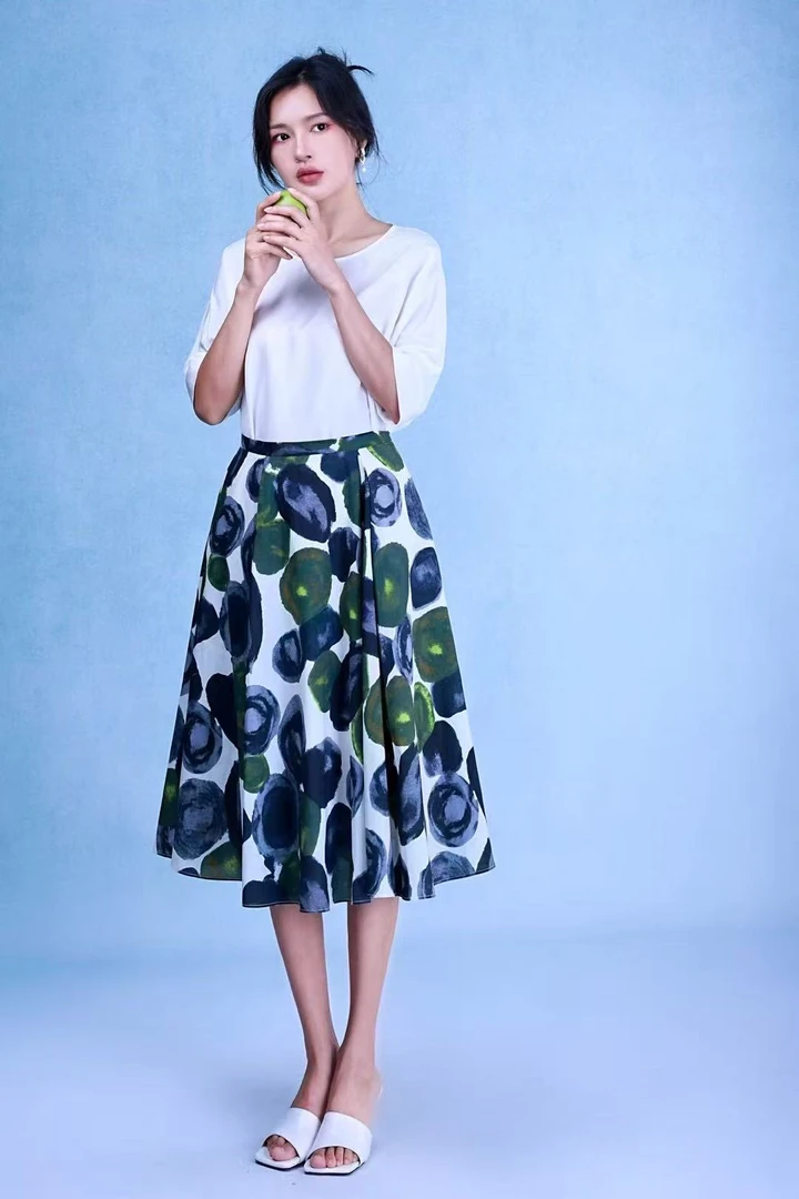 花色半身裙210902