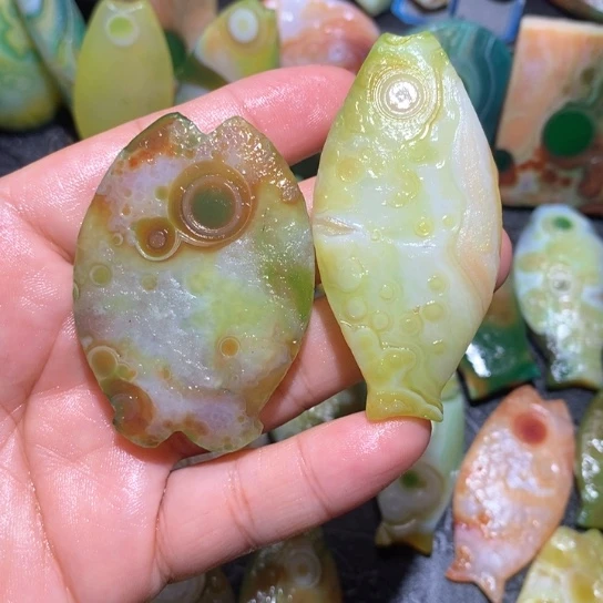 石英质玉珠宝半成品未镶嵌烛*