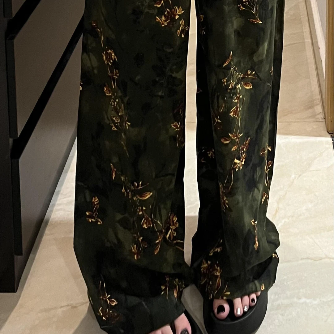 夏季棉绸睡裤女士薄款阔腿裤家居运动简约可外穿人造棉薄款九分裤