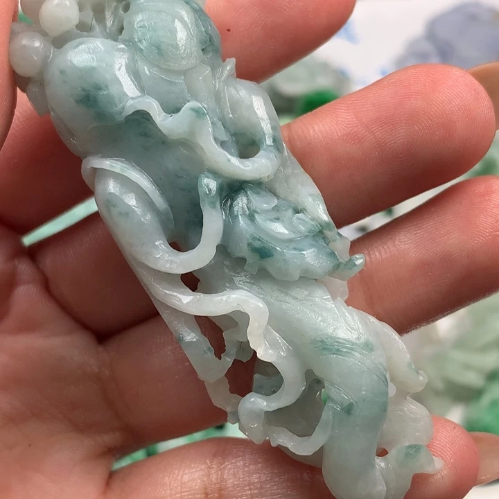 定制翡翠未镶嵌翡翠