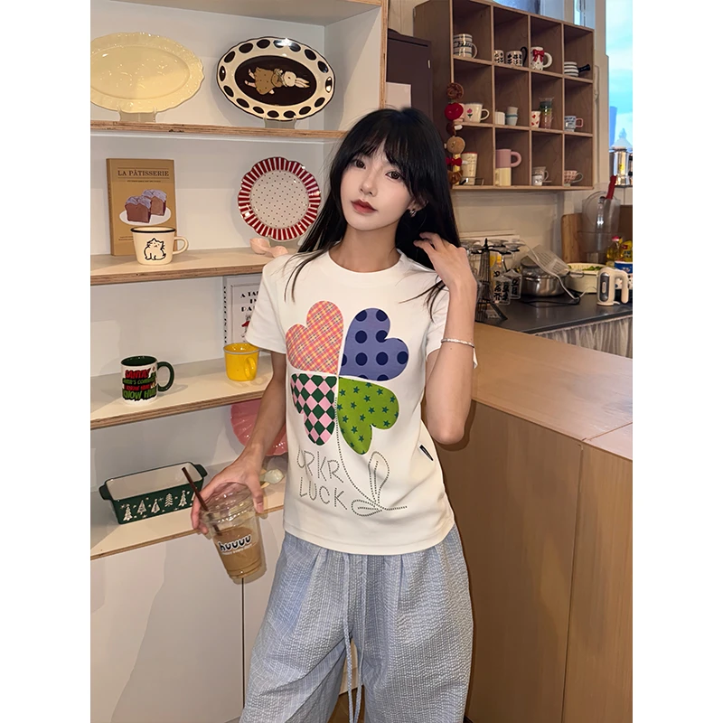 URKR美式复古四叶草字母印花正肩T恤女夏季休闲百搭圆领短袖上衣