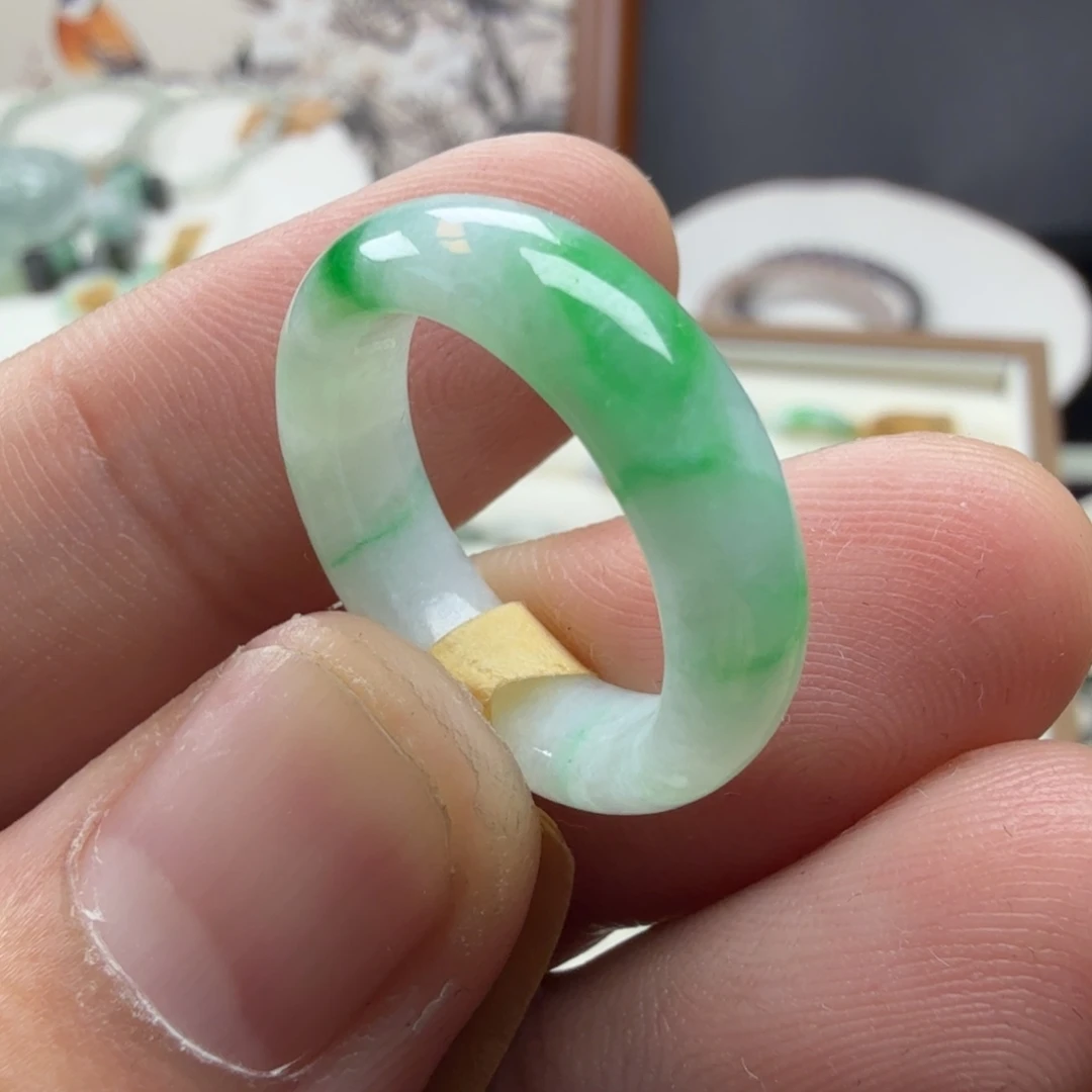 翡翠未镶嵌戒指白底青14-15
