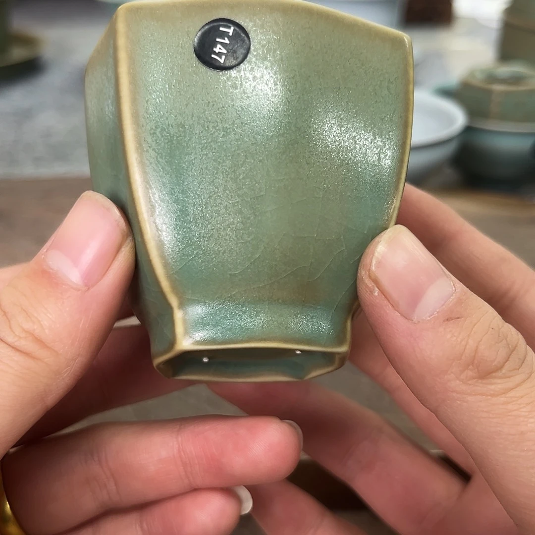 杯仿古老绿釉t147四方杯