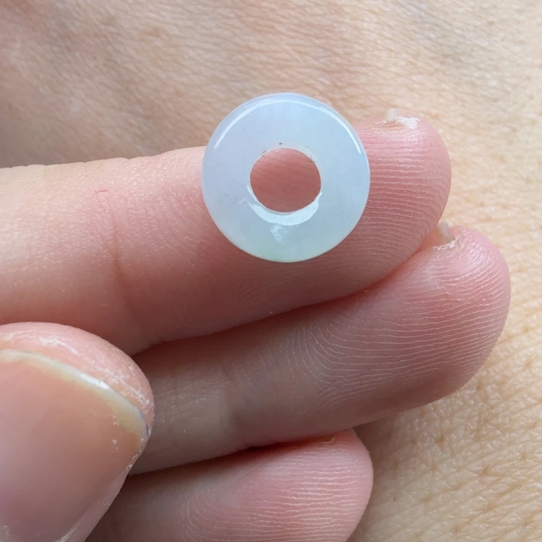 翡翠未镶嵌颈饰61