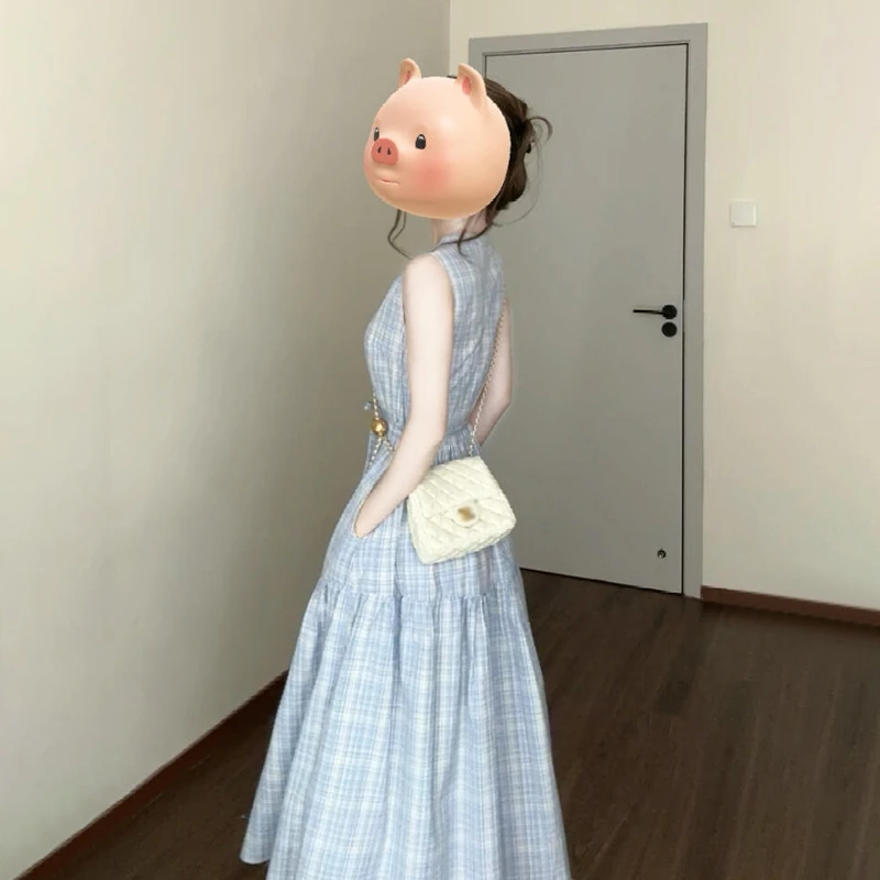 2025新款法式蓝色格纹无袖背心连衣裙子女夏季海边度假风气质长裙