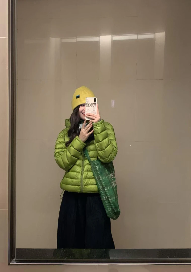 2025秋冬新款韩系绿色连帽轻薄排骨棉服外套高腰阔腿牛仔裤两件套