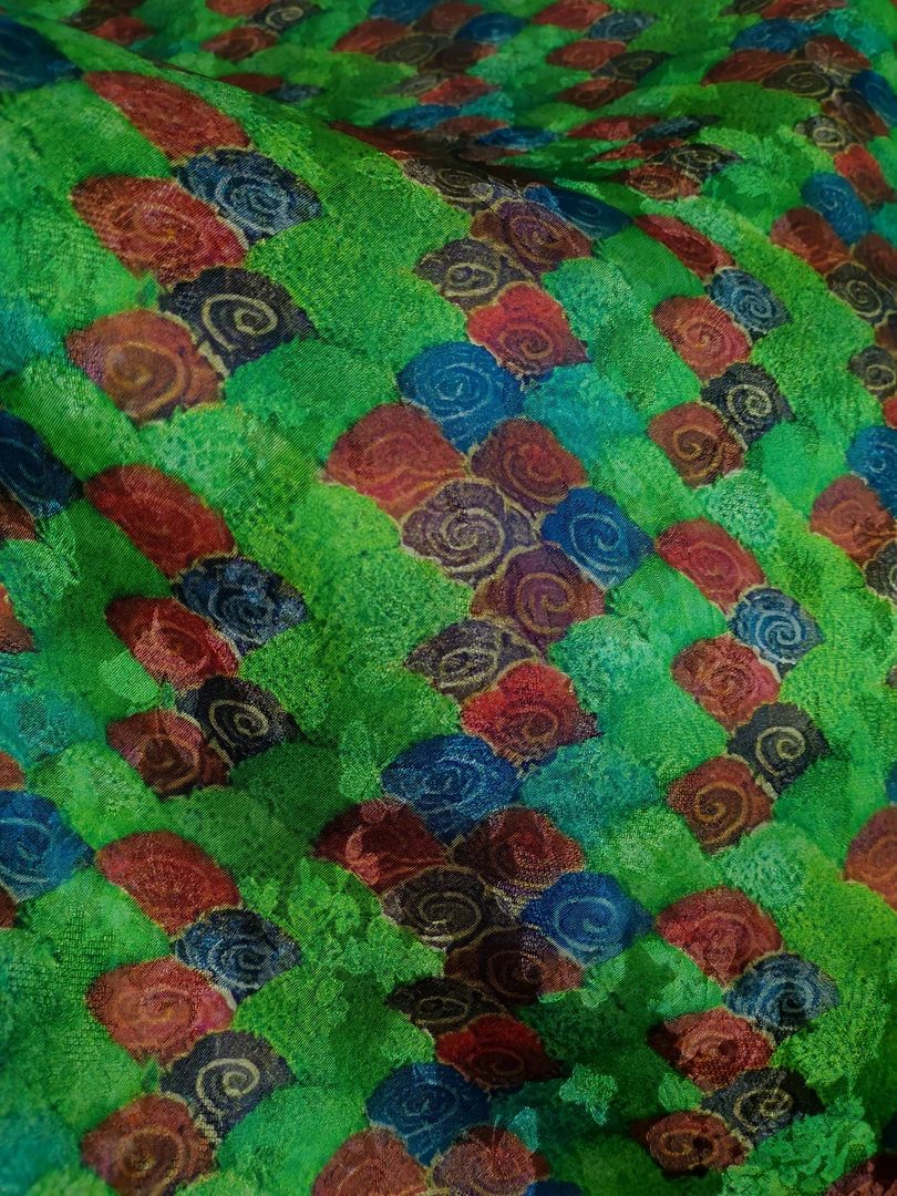 《翡翠龙鳞》高档新中式植物丝香云纱花萝提花面料（开裁不退换）