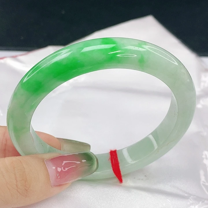 翡翠未镶嵌手镯圈55.6，54032