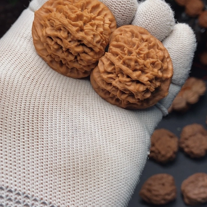 把件文玩核桃秦岭秦闷