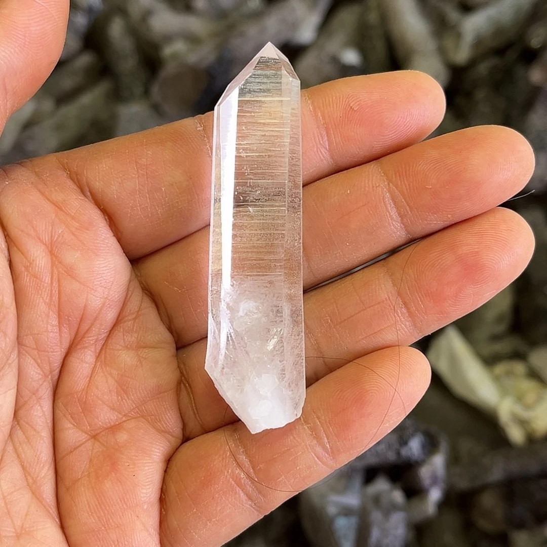 萝***蹲水晶珠宝半成品未镶嵌