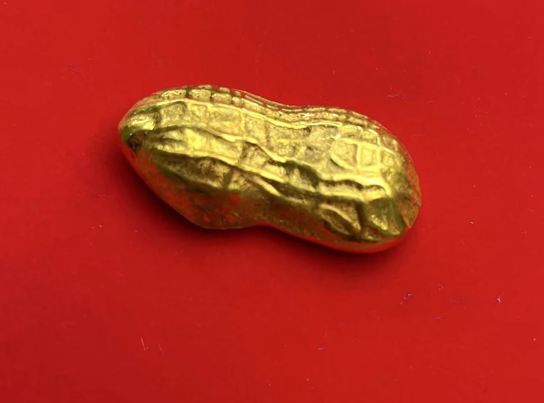 好事花生实心金色珍藏摆件