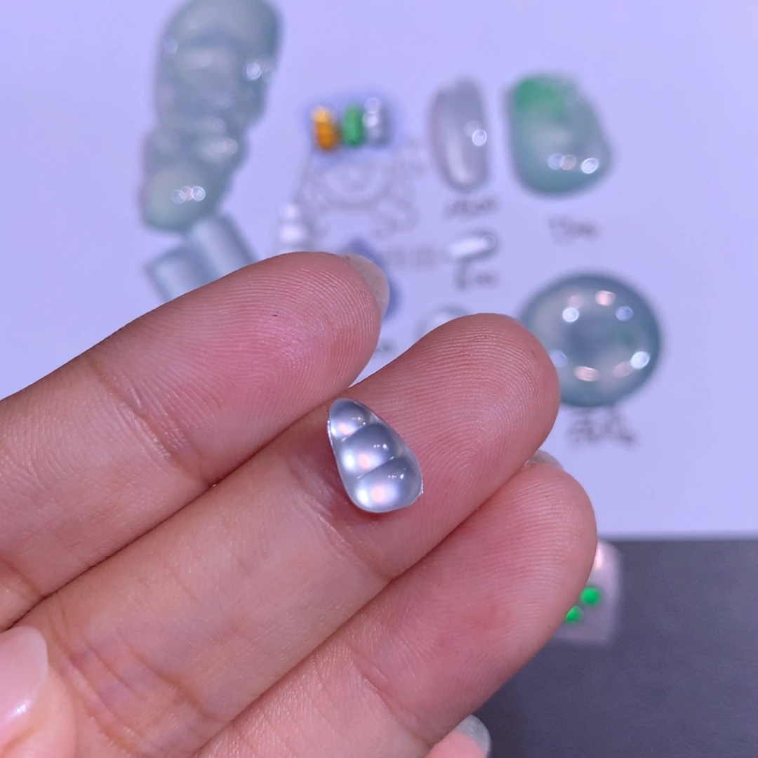 颈饰未镶嵌翡翠豆