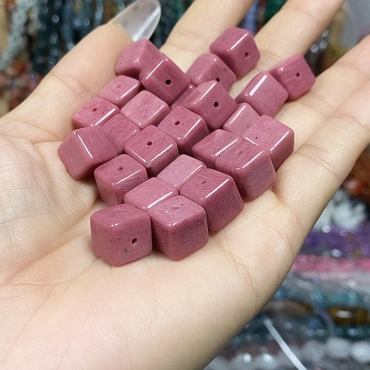 玛瑙/玉髓未镶嵌珠宝半成品天然红木纹方糖卡10mm（4颗）