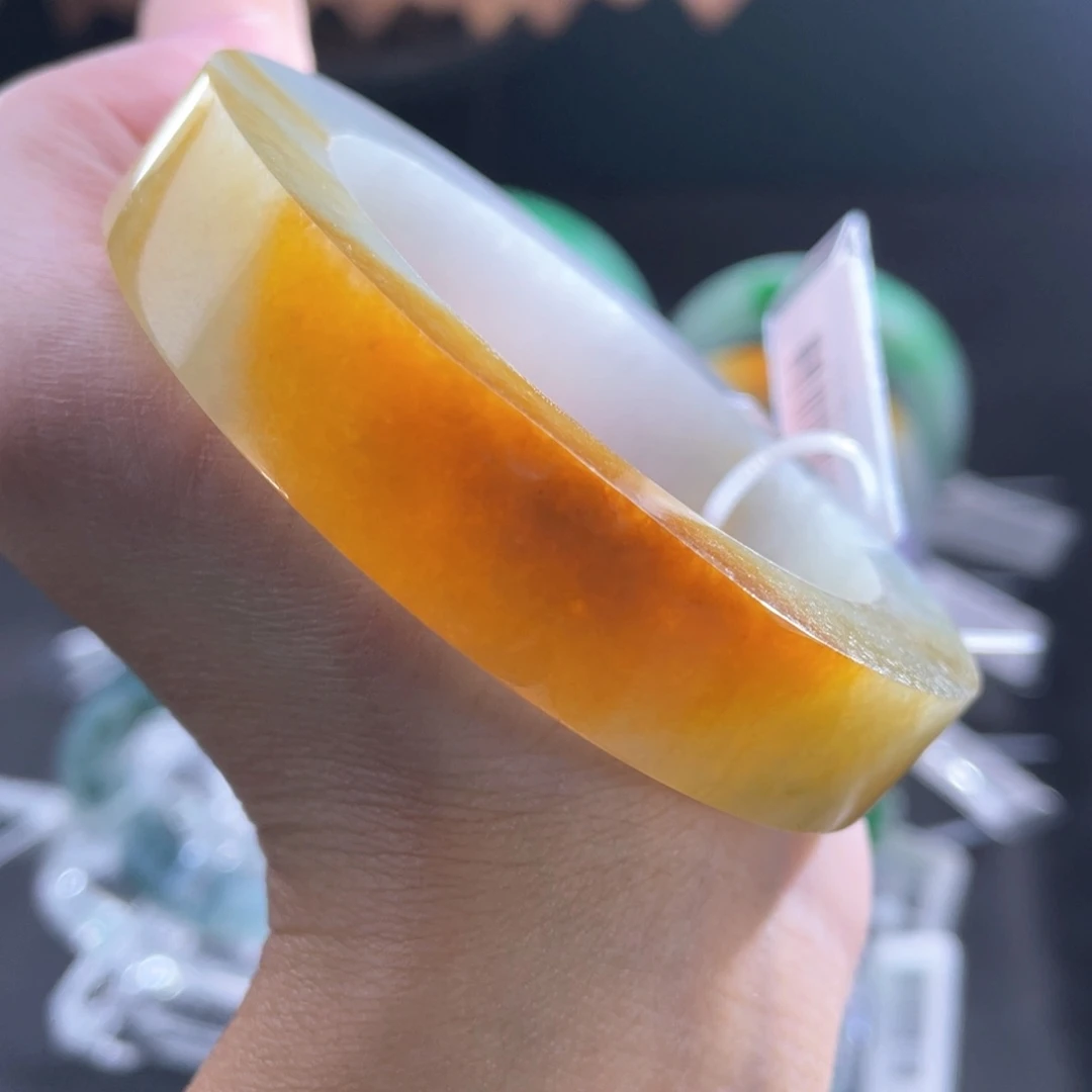 未镶嵌翡翠定制翡翠