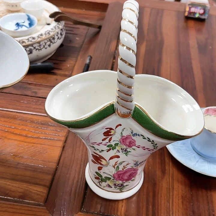 凡间陶瓷家居生活馆