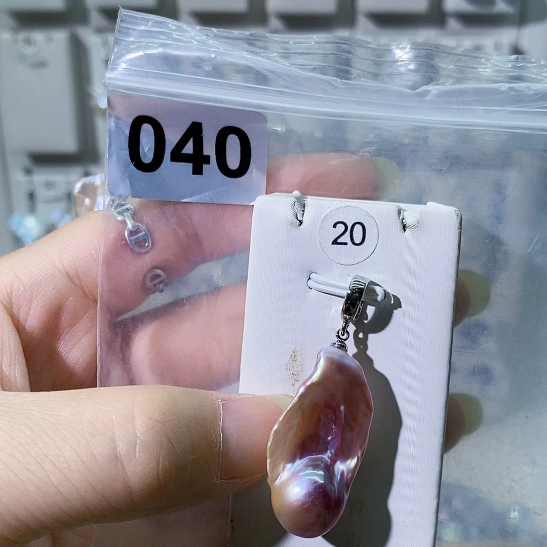 淡水珍珠合金颈饰