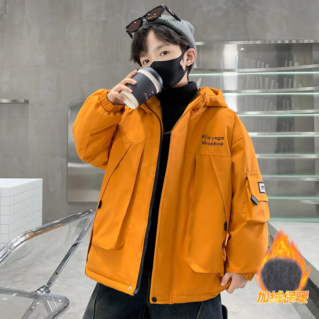 男童加绒加厚外套秋冬款2025新款冲锋衣潮流中大童保暖舒适帅气
