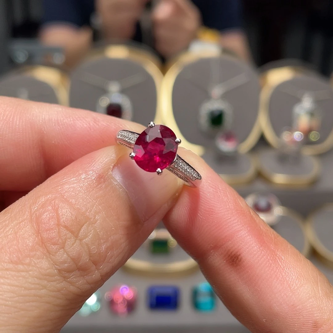 碧玺戒指18K金镶嵌2.02ct