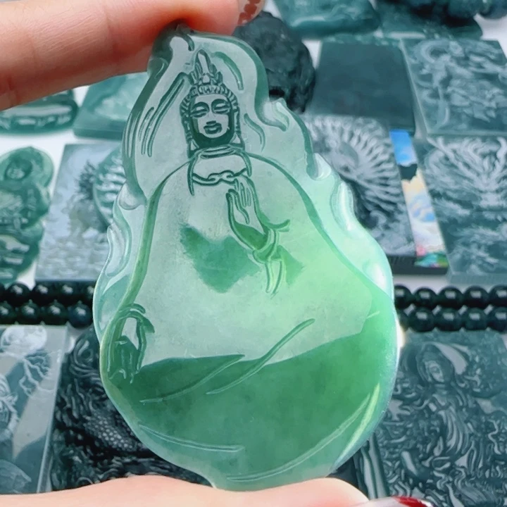 翡翠未镶嵌颈饰多样性发货天然A货翡翠