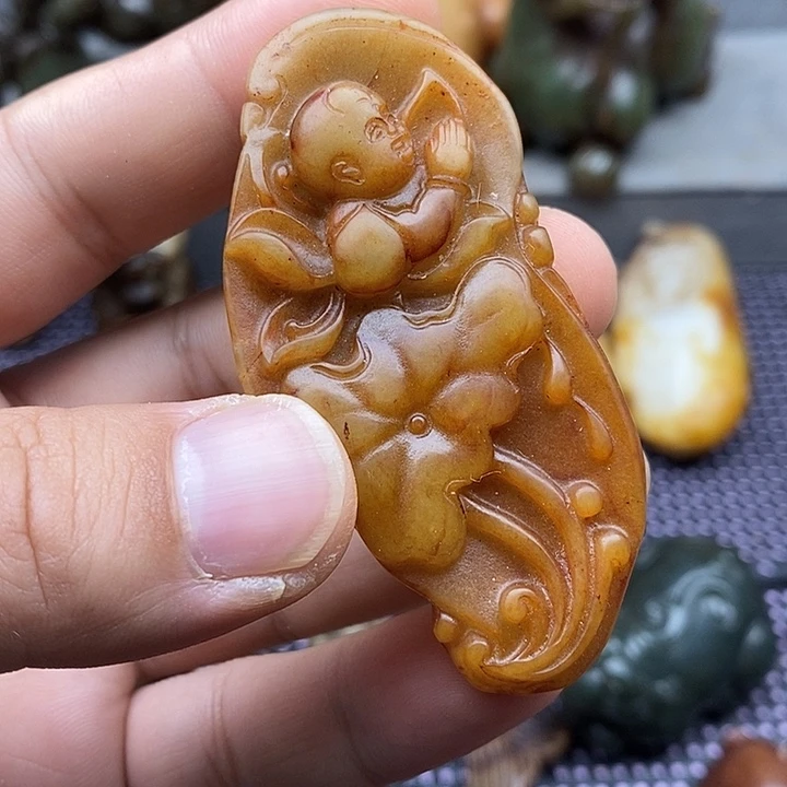 未镶嵌蛇纹石玉颈饰