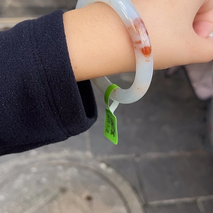 翡翠未镶嵌手镯圆条