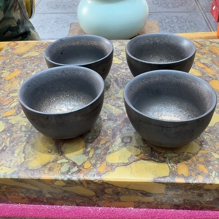 古铜釉品茗杯四个。。品茗