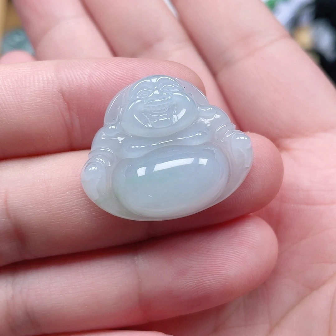 翡翠未镶嵌颈饰佛公