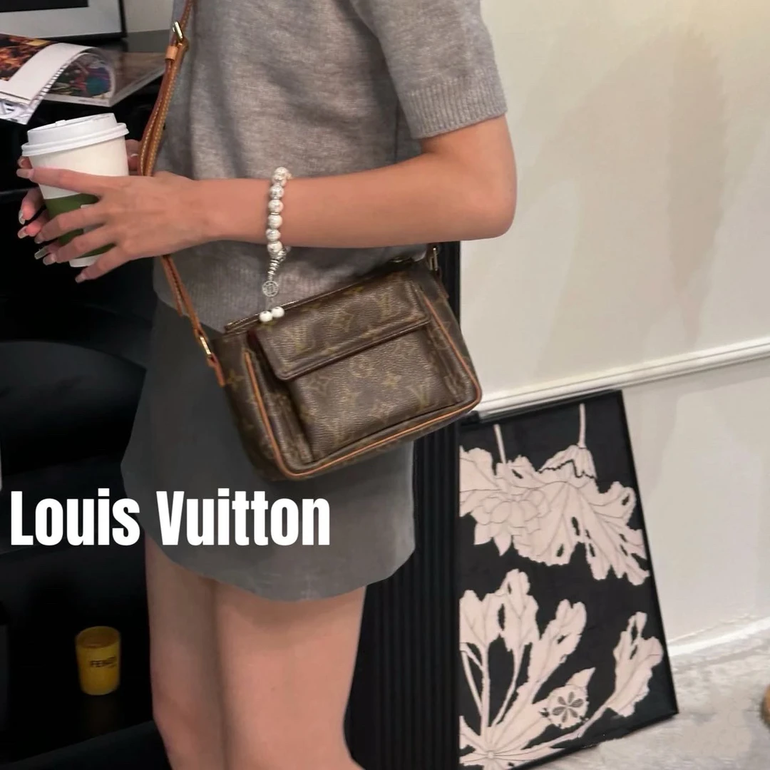 修复品618767/LouisVuitton/路易威登小号豆腐包配皮换新