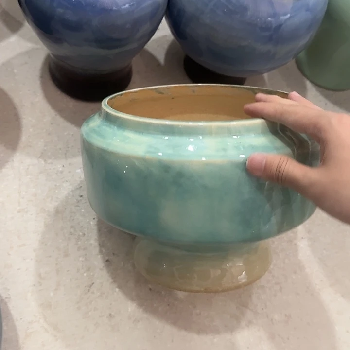 白泥花盆微瑕有孔微瑕