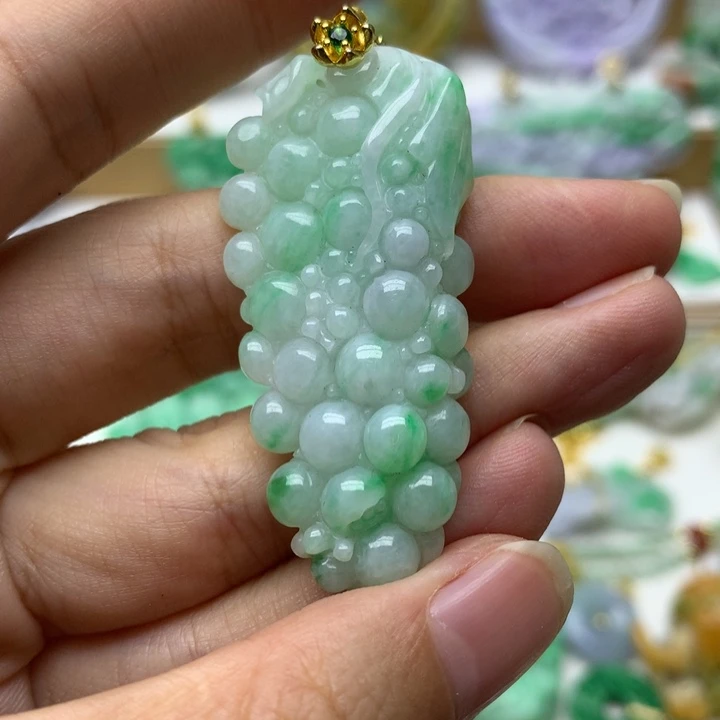 颈饰未镶嵌翡翠翡翠