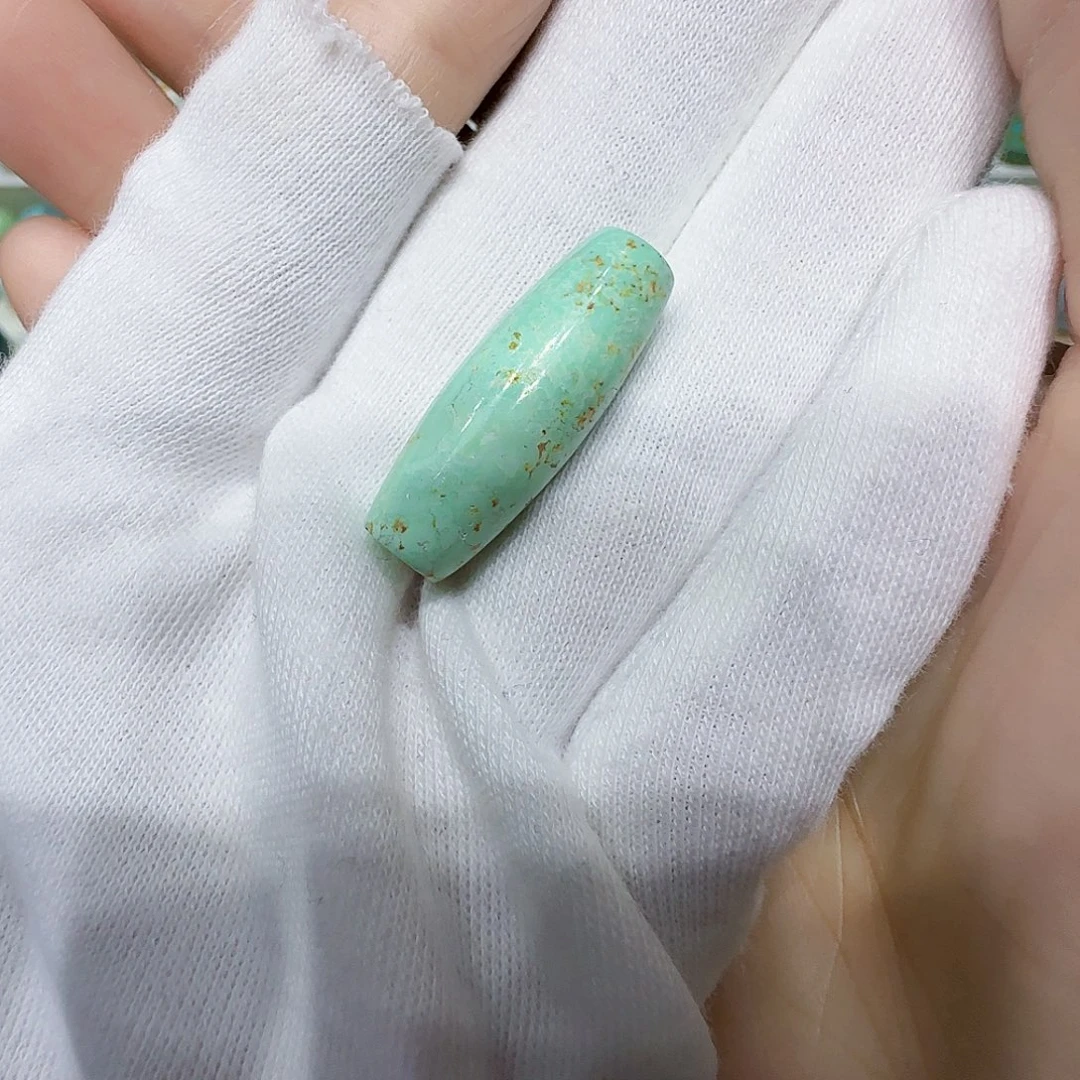 绿松石未镶嵌原矿绿松石