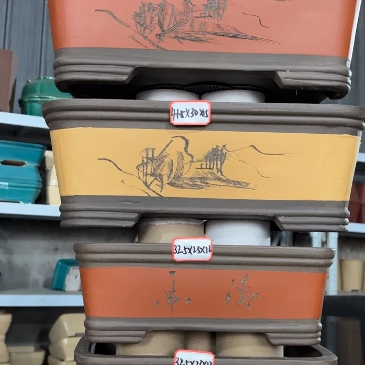 紫砂花盆              138-4