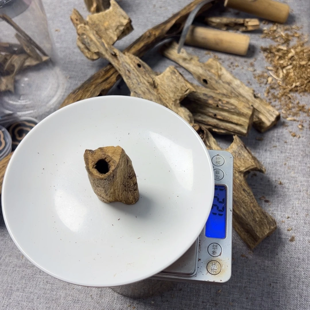 沉香沉香碎屑虫漏12克