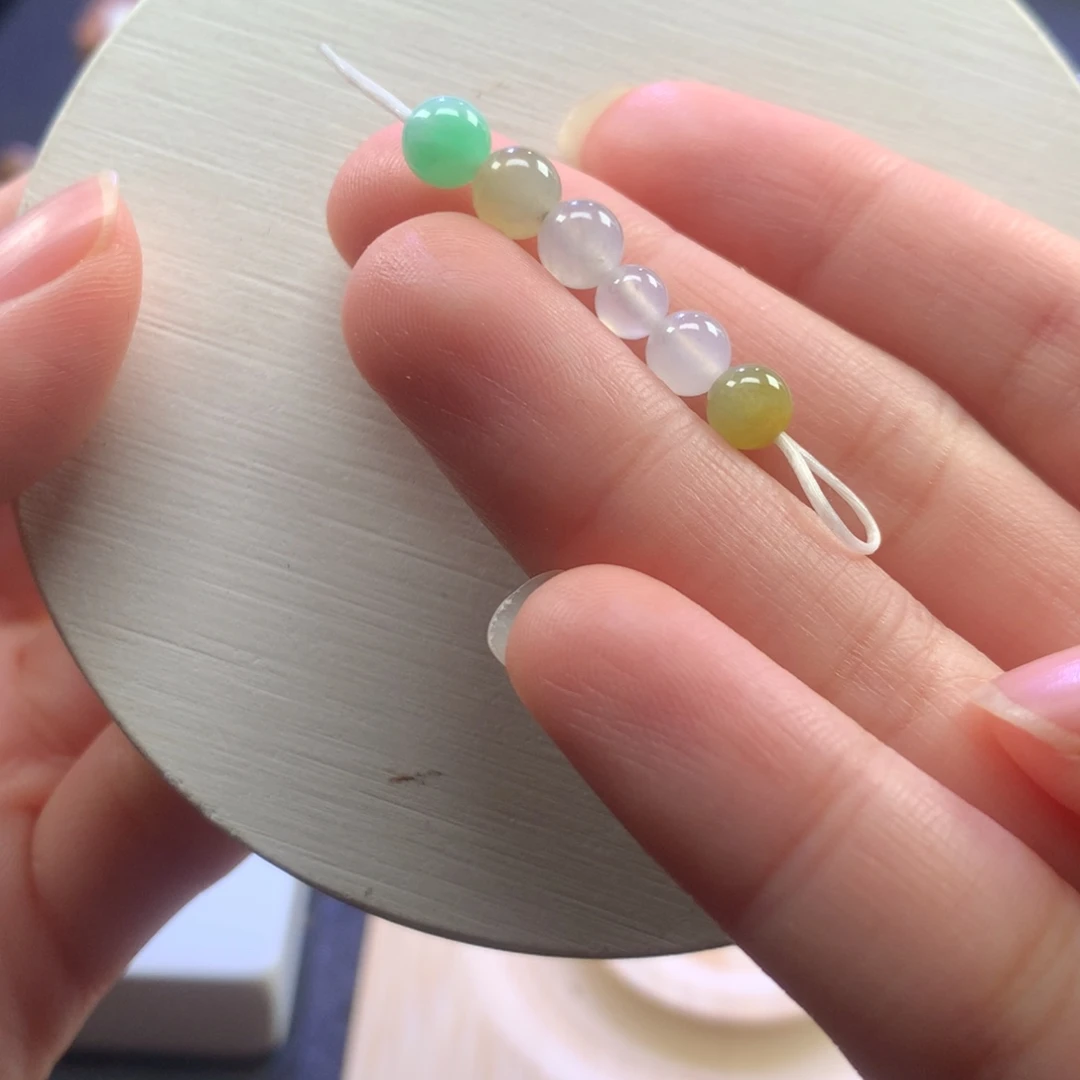 翡翠未镶嵌手链4.7-5.8mm