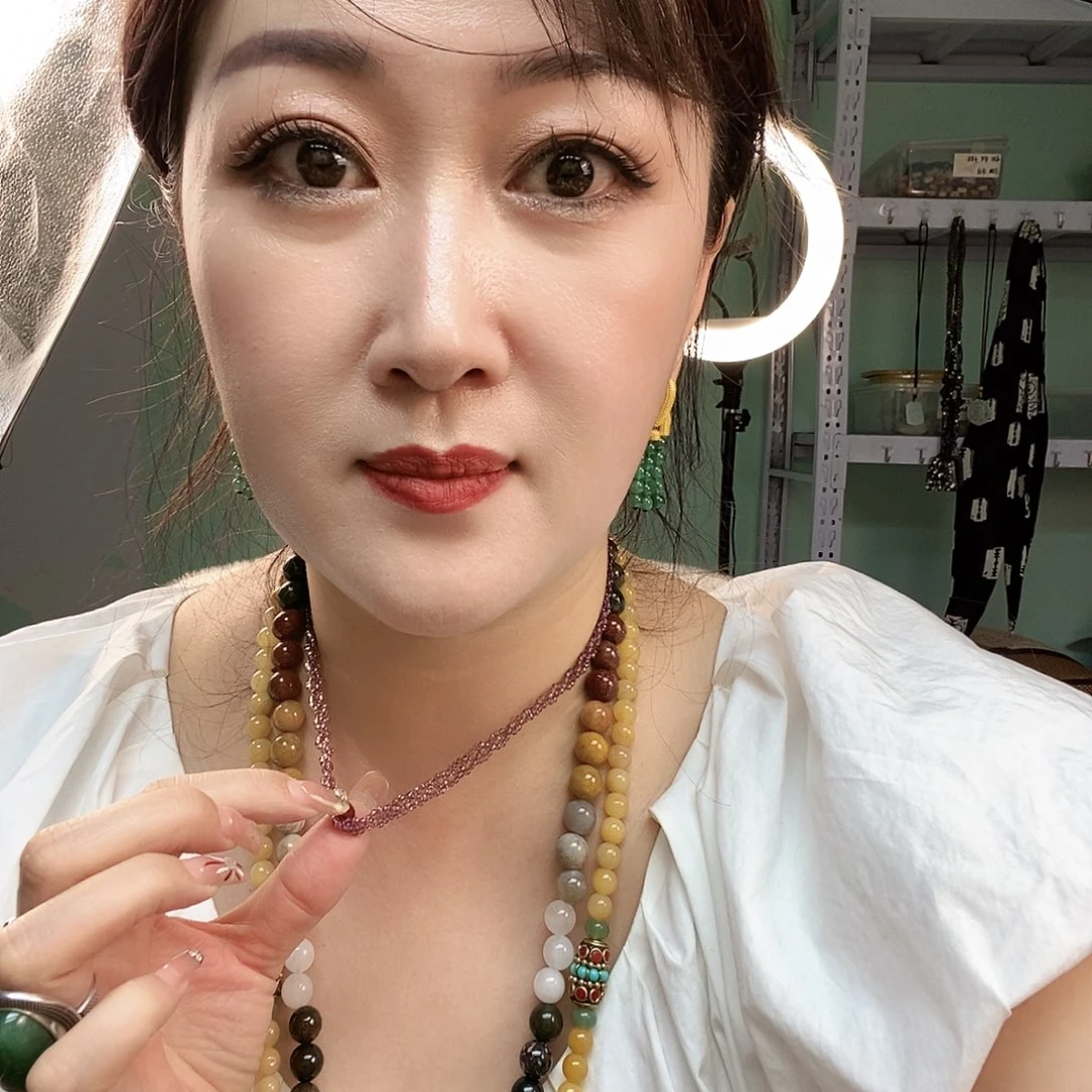 石英质玉未镶嵌手镯彩*