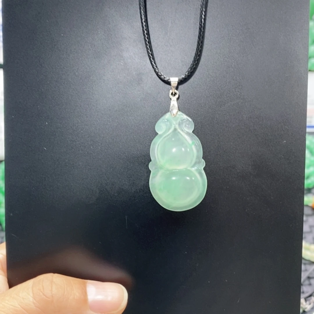 石英质玉未镶嵌吊坠青青 吊坠 多人