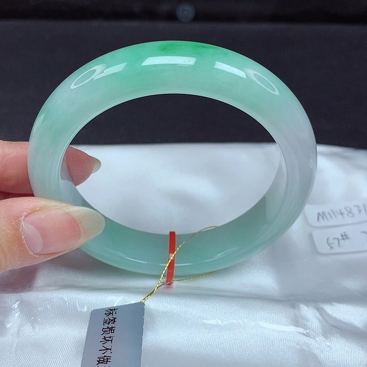 翡翠未镶嵌手镯57圈831