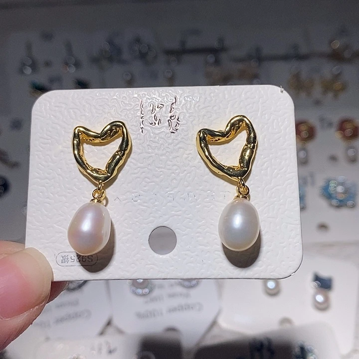淡水珍珠耳饰未镶嵌
