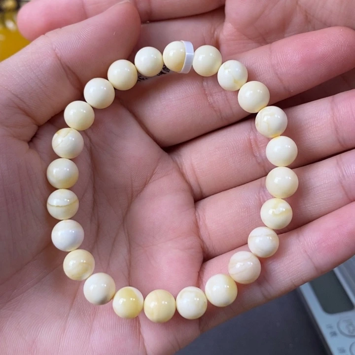 未镶嵌琥珀裸石手串