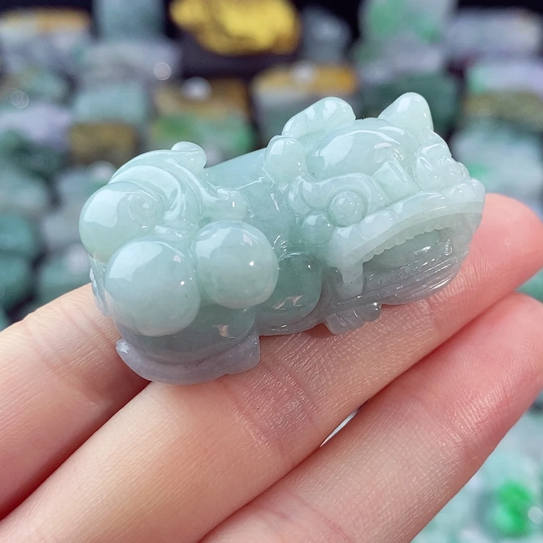 颈饰未镶嵌翡翠天然