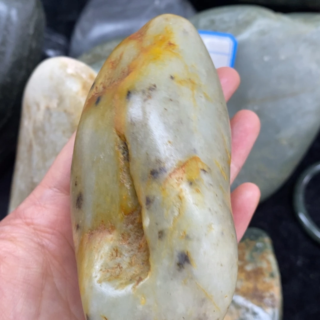 未镶嵌和田玉（糖玉）挂件