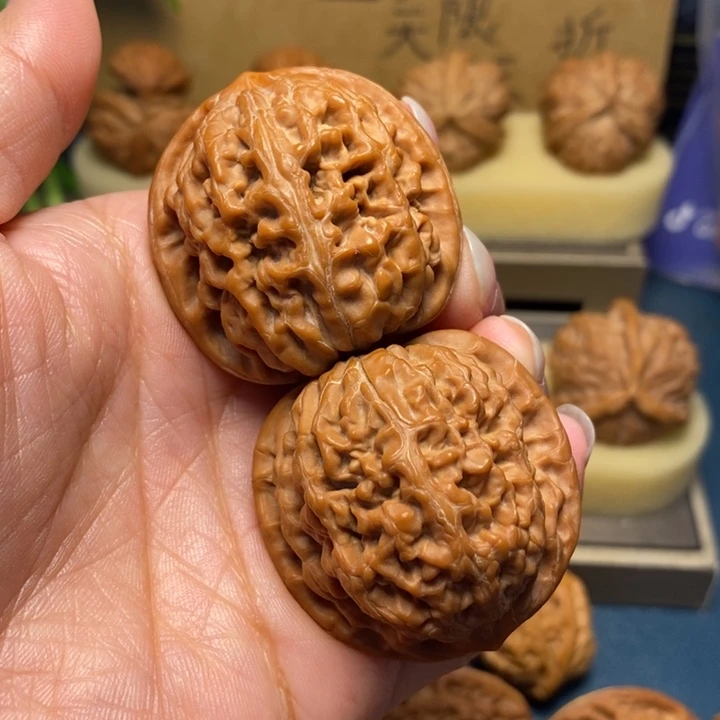【闪购商品】把件文玩核桃凤凰台