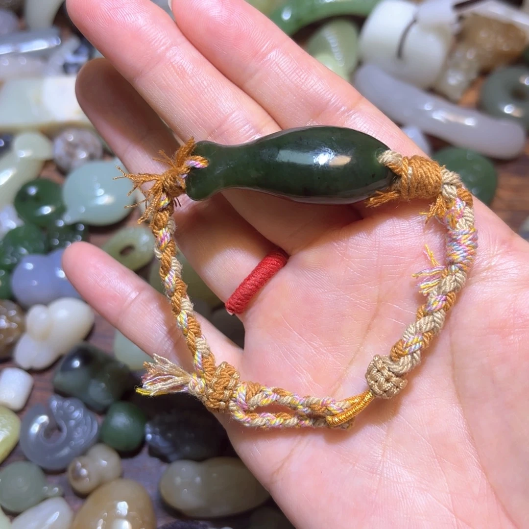 和田玉未镶嵌珠宝半成品